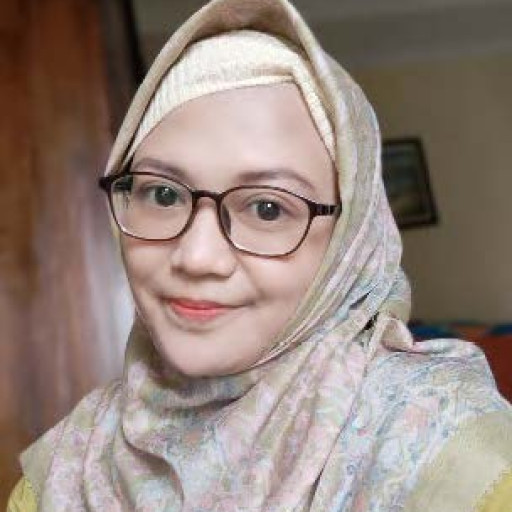 Siti Komsiyah, S.Si,M.Si